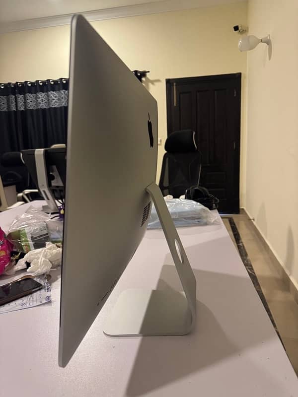 iMac  21.5 inch 2017 6