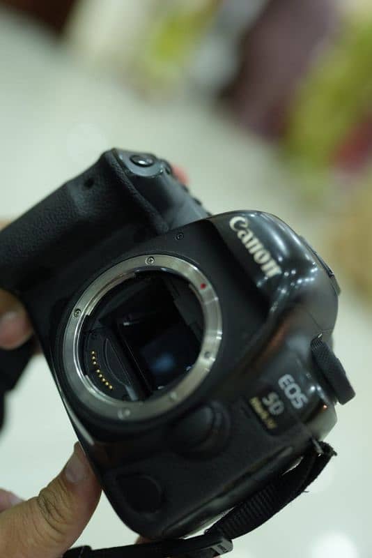 Canon 5D Mark iv(Body) 2