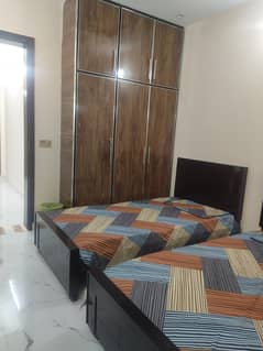 FURNISHED ROOM AVAILABLE FOR RENT NEAR UCP AND SHUKAT KHANAM HOSPITAL IN JOHAR TOWN