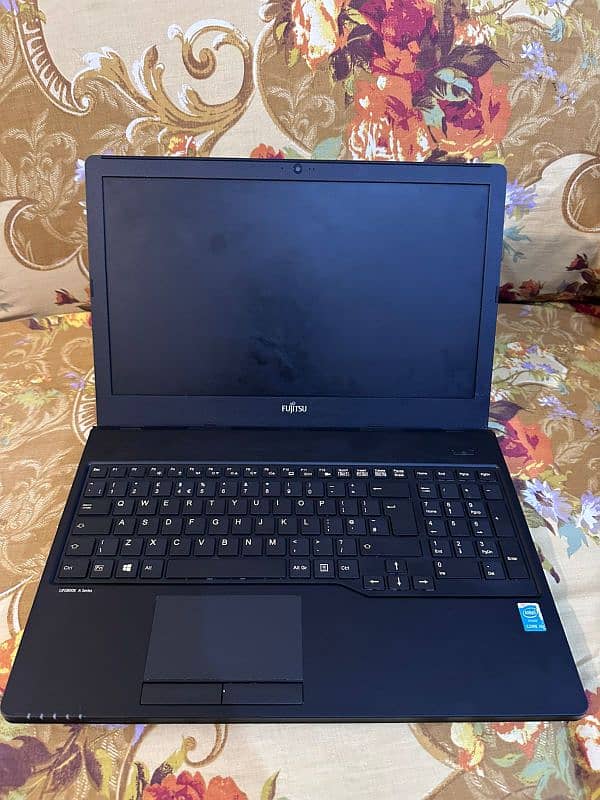 Fujitsu Laptop like New 0