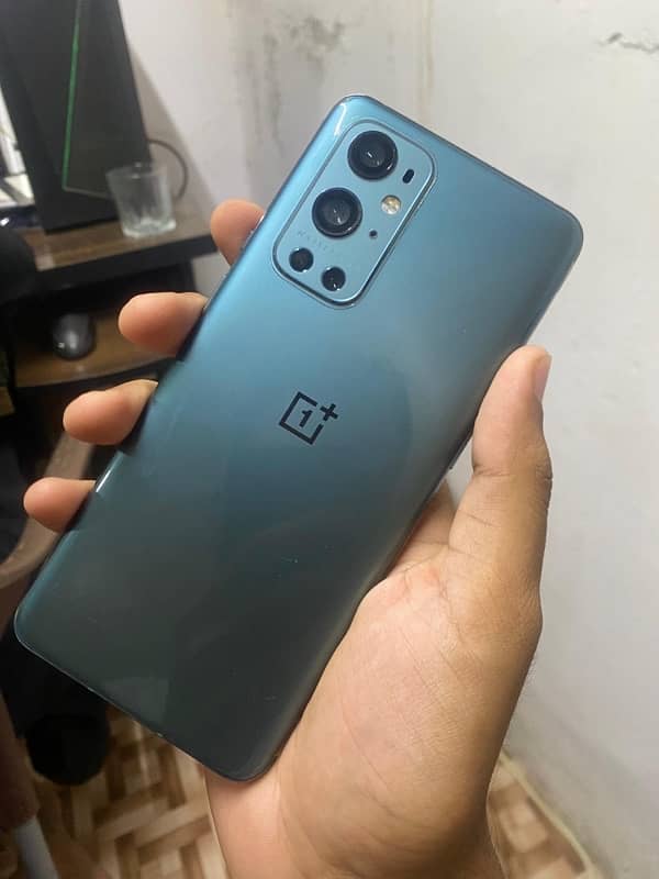 one plus 9 pro 5g with box 0