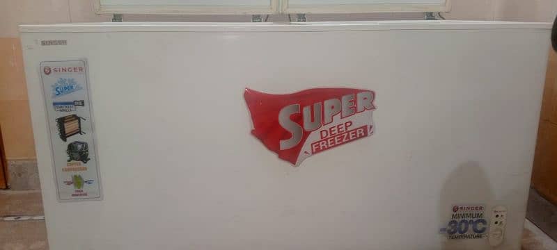 Singer deep freezer full jumbo size 3