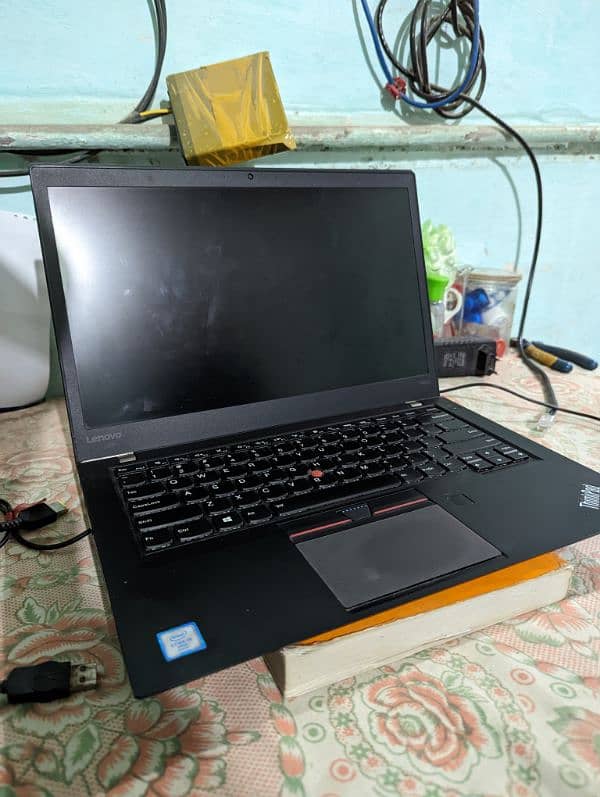 Lenovo T460s I5 6gen Touch Screen 9.5/10 condition 2