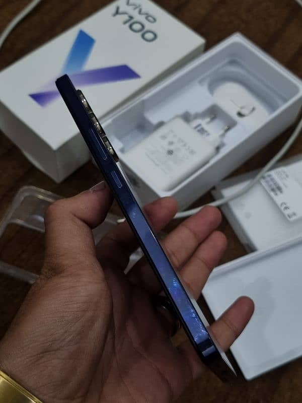 vivo y100 256gb complete box 12