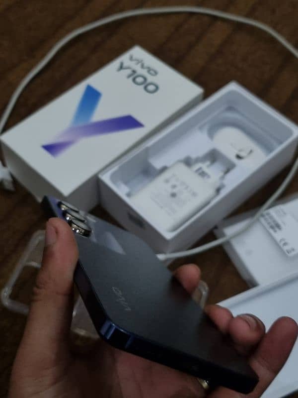 vivo y100 256gb complete box 17