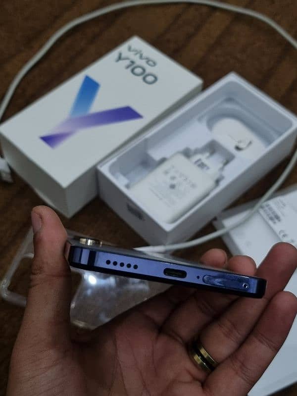 vivo y100 256gb complete box 18