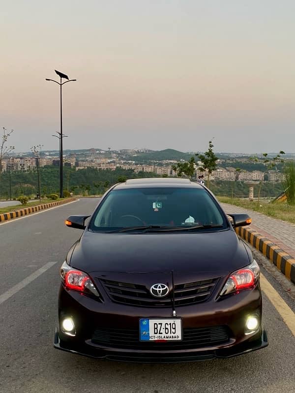 Toyota Corolla Altis 2013 1