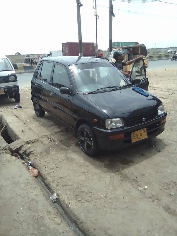 Daihatsu Cuore 2000 6