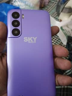 Sky phone 2/32 gb