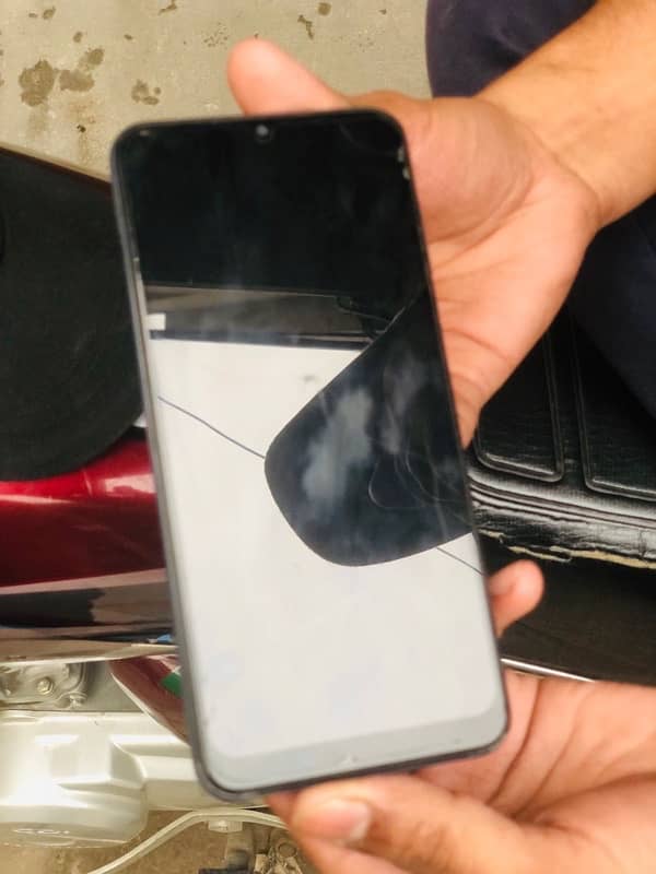 Samsung A23 for urgent sale With Box 0