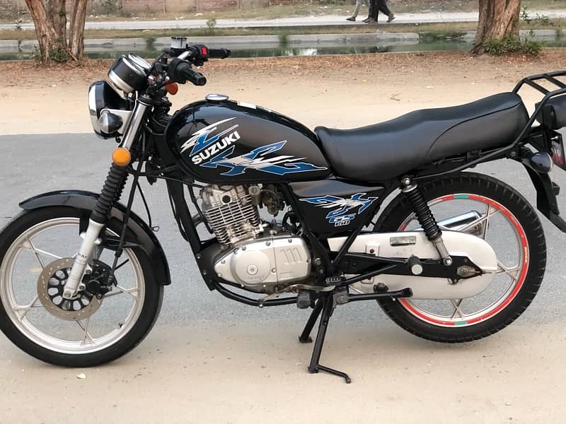 SUZUKI GS 150 SE 2022 MODEL. 1