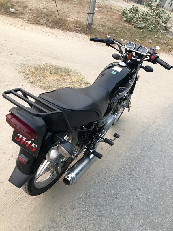 SUZUKI GS 150 SE 2022 MODEL. 14