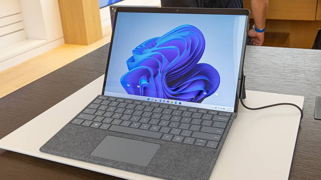 Surface Pro 7 Plus 11th Gen i7/16GB/512GB 0