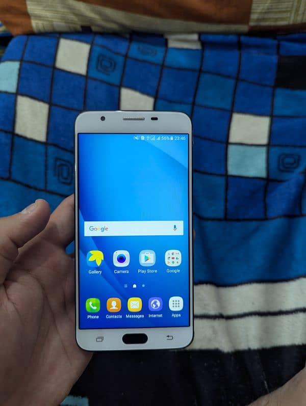 Samsung J7 prime (for calls and hotspot) 0