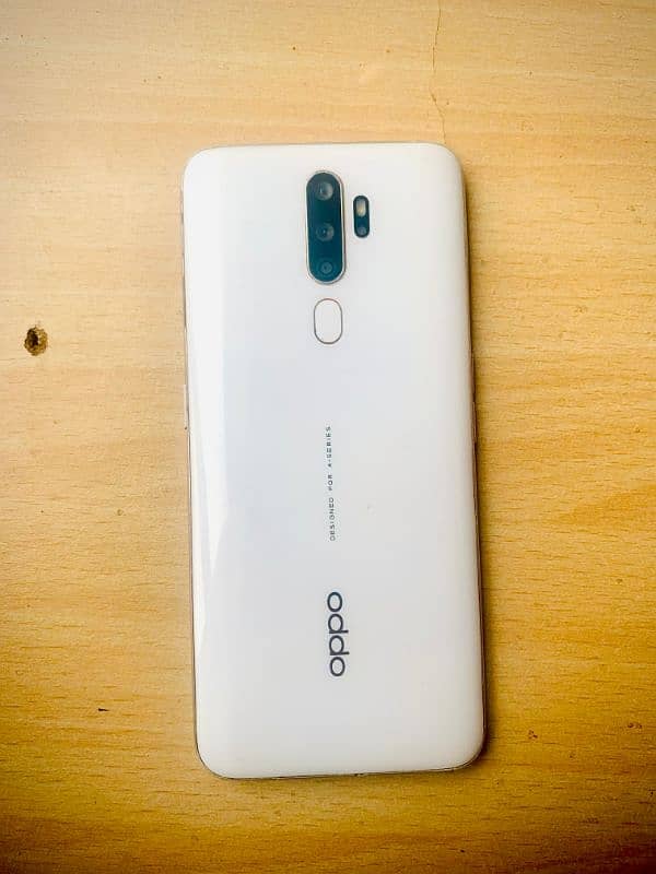 oppo set in good condition only 5 month used 0