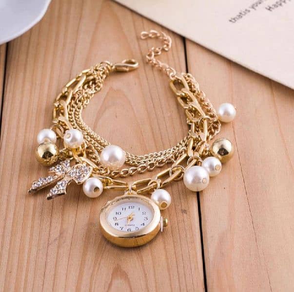 Beautiful Design Women Bracelet Watch For Every Dress 3