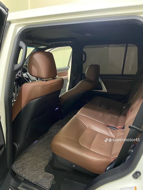 Toyota Land Cruiser Zx  2019/2024 6