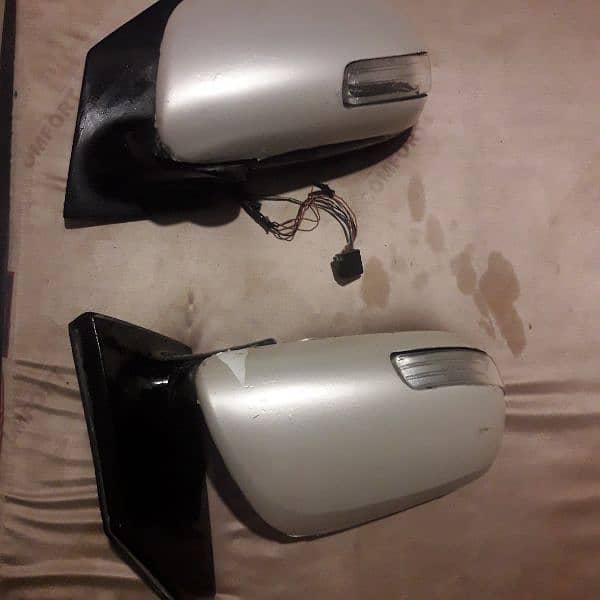 Premio Side Mirrors 1