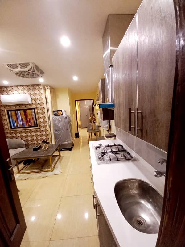 A Beautiful 1 Bed Room Luxury Apartment Rent On Daily Bahria Town Lhr 6