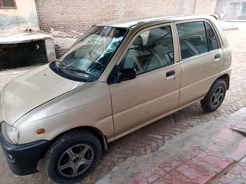 Daihatsu Cuore 2009 1