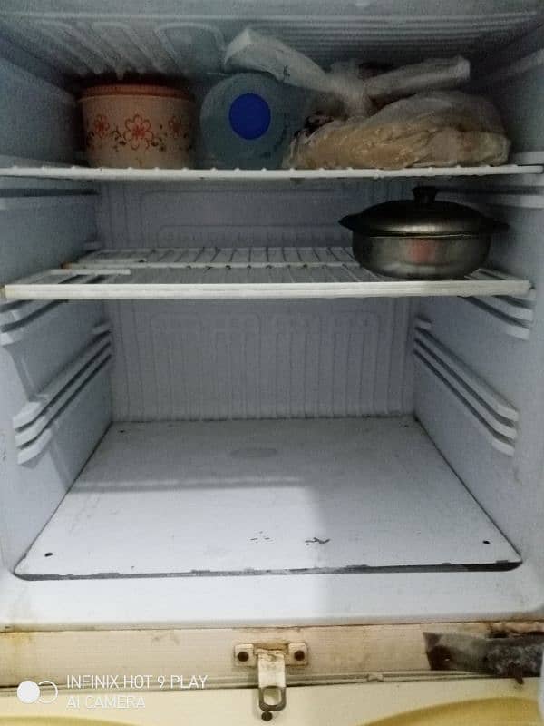 fridge for sell 4