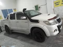 Toyota Hilux 2012 Invincible