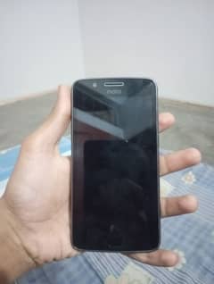 I'm Selling My Moto G5 0318/2149/505