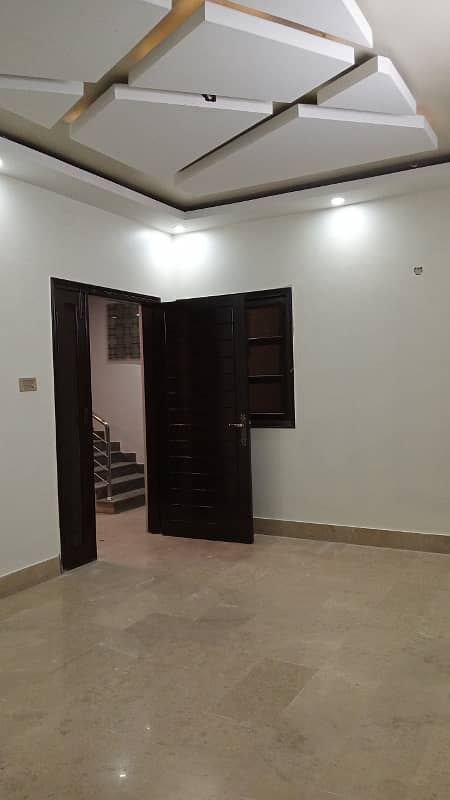 Well Mentain 240 Yrds Independent House Available For Rent Prime Location Gulshan-e-iqbal Block-3 2