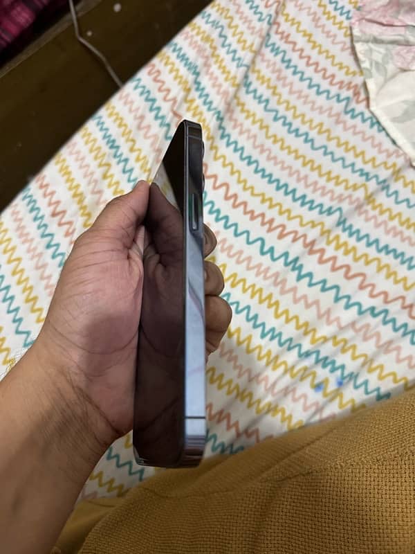 selling my iphone13pro factory unlock nonpta 2