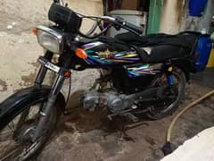 bikul ok bike he koi kam nh he bike me urgent sale krni he 03122882543