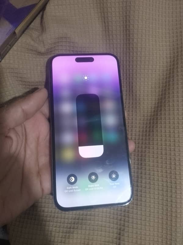 I phone 14 pro max 128 the perpal colour 1