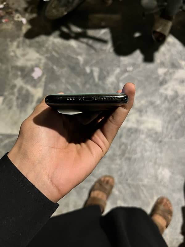 iphone 11 pro pta approved 1