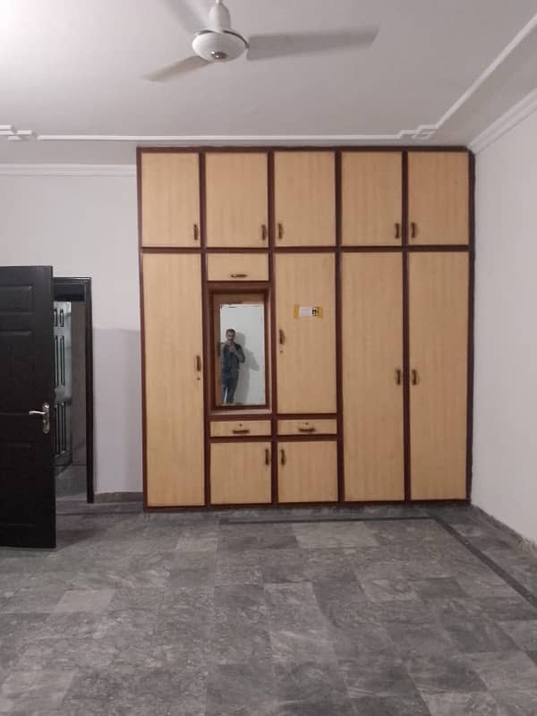 1kanal Double Story House For Rent in Johar Town 4