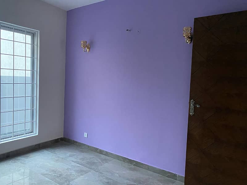 1 Kanal like new Upper Portion For Rent in Nespak society Johar Town 3