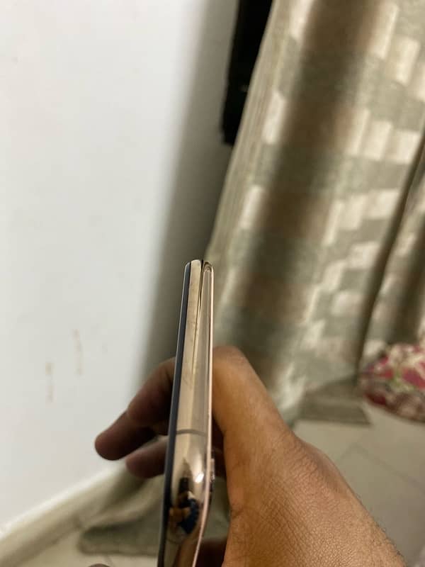 IPHONE XS MAX 64 NON PTA URGENT SALE 2