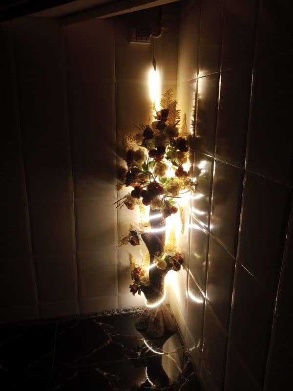 Golden corner plant showpiece with LED light 5