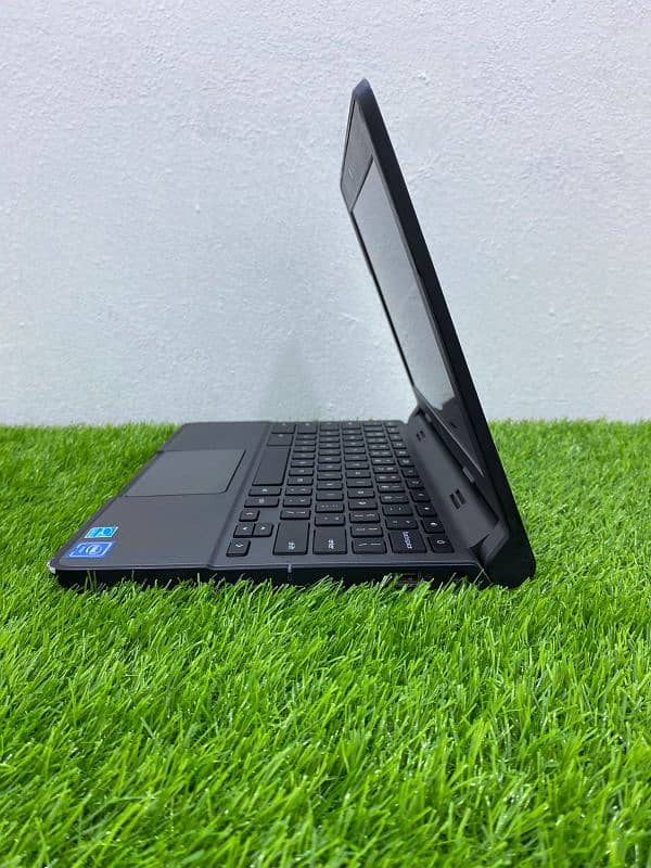 Dell 3120 3rd Generation 4/16GB SSD Laptop 1