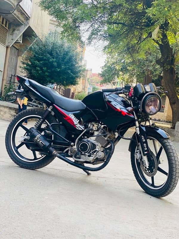 YBR 125 G Modified 2019B 0