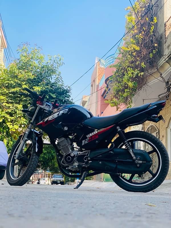 YBR 125 G Modified 2019B 3