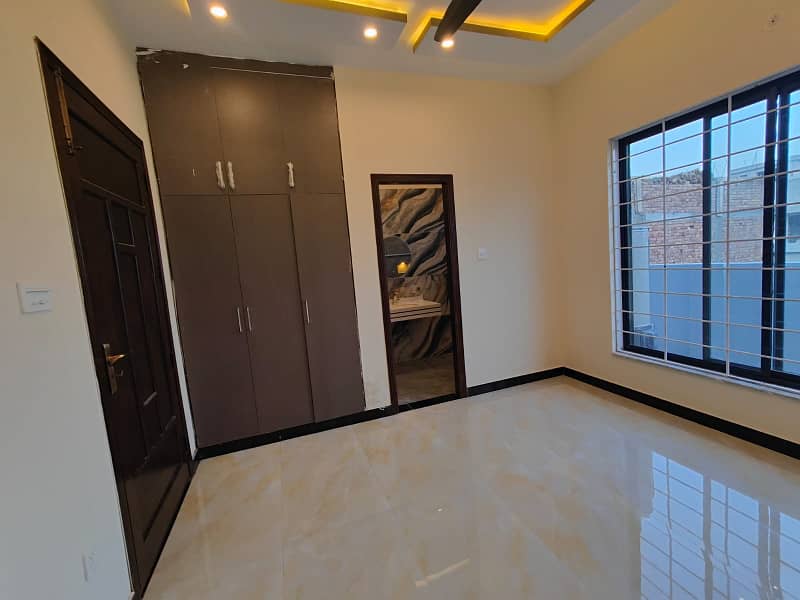 A Beautiful 5 Marla House Is Available For Sale In Bahria Enclave 7