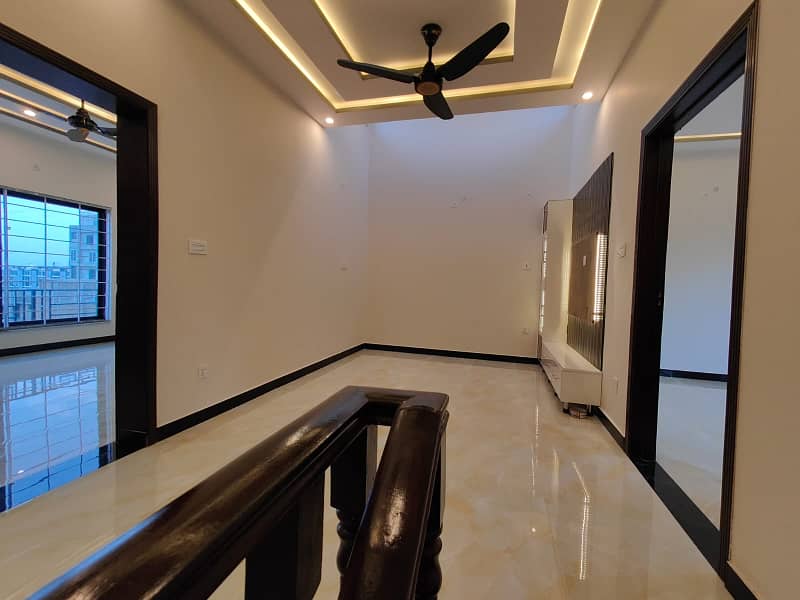 A Beautiful 5 Marla House Is Available For Sale In Bahria Enclave 18