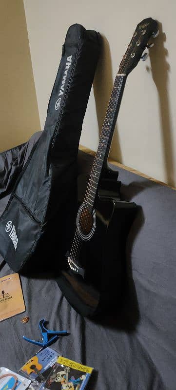 Equites Black Guitar 5