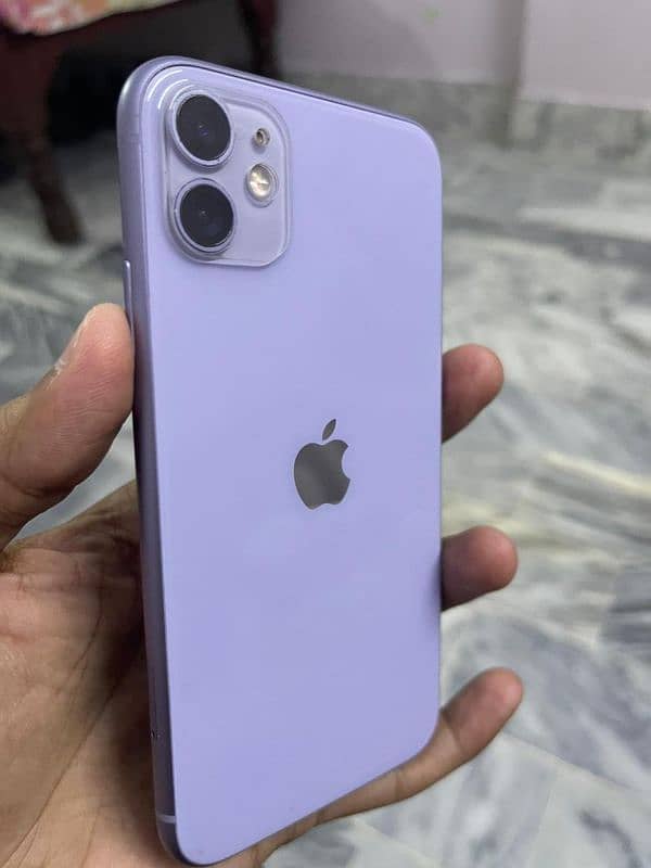 IPHONE 11 (128gb) 0