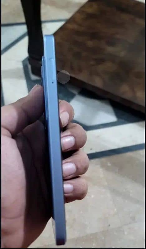 Oppo Reno 11f 3