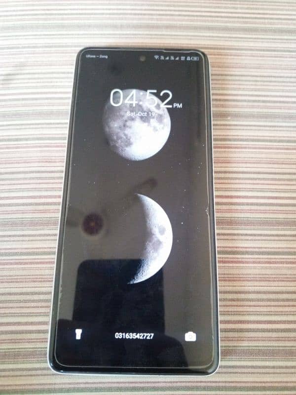 tecno spark 10 pro (8+8 128) GB 4