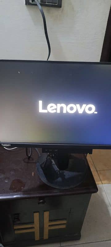 lenovo mini pc i5 6th gen with LCD 1