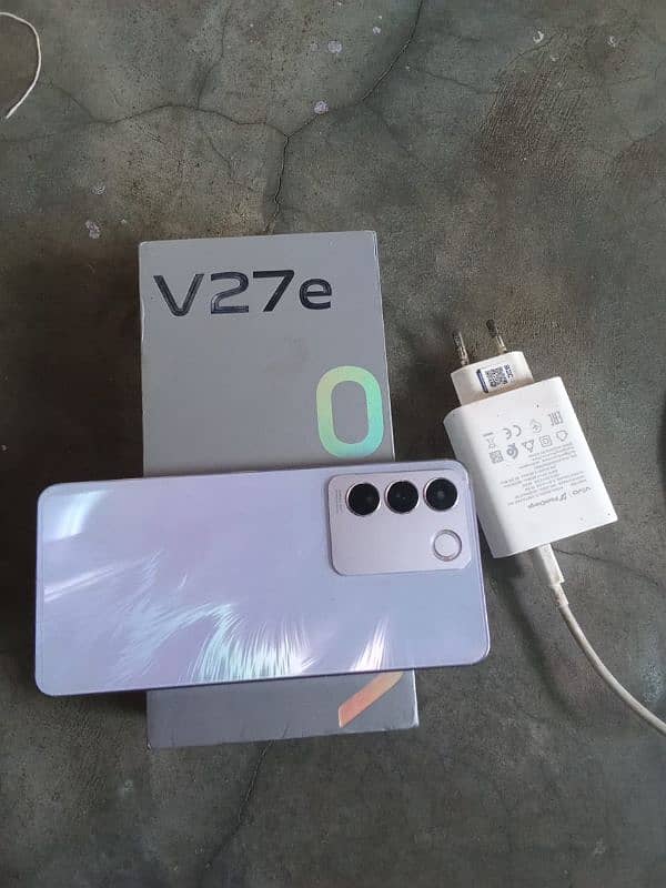 vivo V27e 1