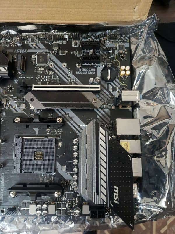 b550m bazooka and Ryzen gaming motherboard 4