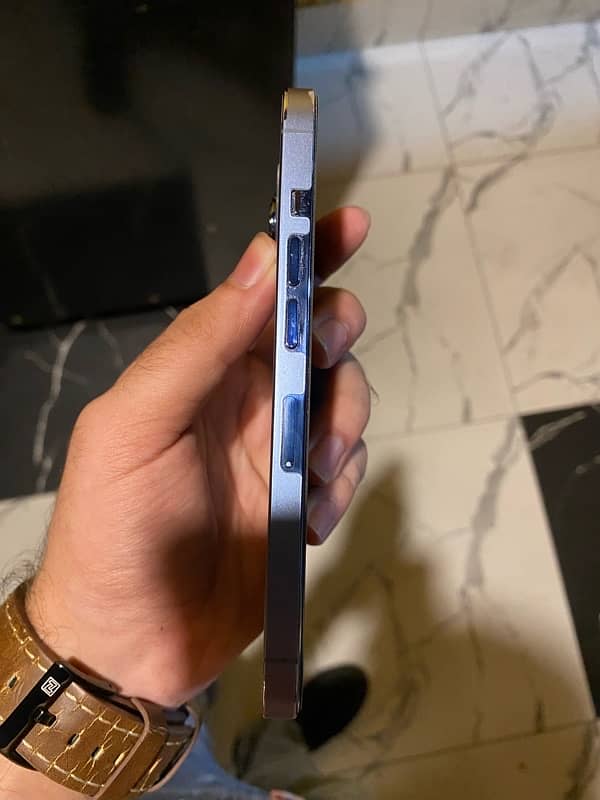 Iphone 13 pro sierra blue jv 256gb condition 10/10 4