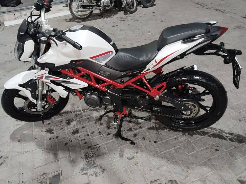 Benelli TNT 150i 2023 model Punjab number lush condition 5